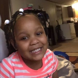 Meet your Posher, Dana